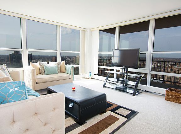 3rd image of 6730 S South Shore Dr APT 1404