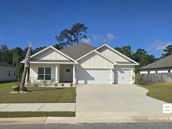586 Shepard St, Gulf Shores, AL 36542