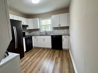 52 Eastwood St, Pittsboro, NC 27312