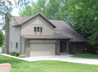 513 Baintree Rd, Davis, IL 61019