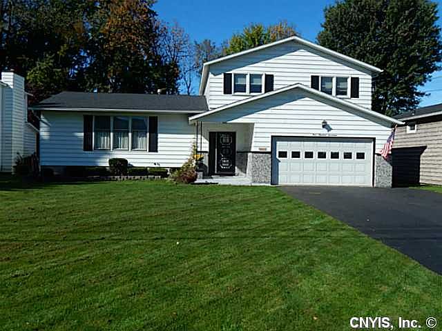 1st image of 417 Jewell Dr