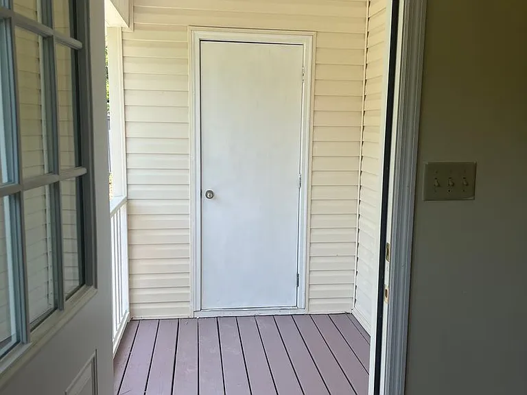 1816 Iola Dr — Photo 9