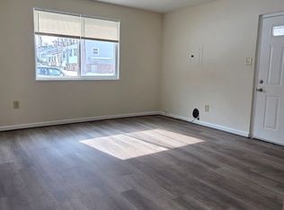 205 Dawson Ave APT A, Rockville, MD 20850
