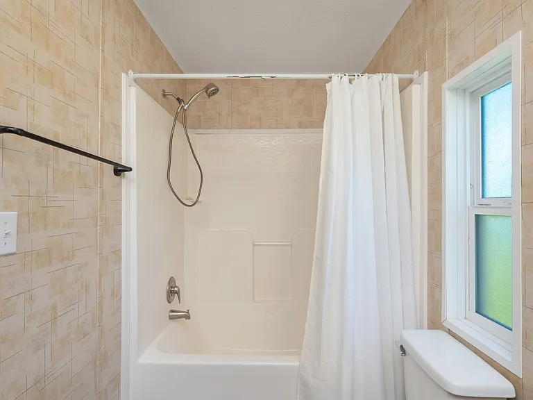 2295 Bermuda Ln — Photo 15