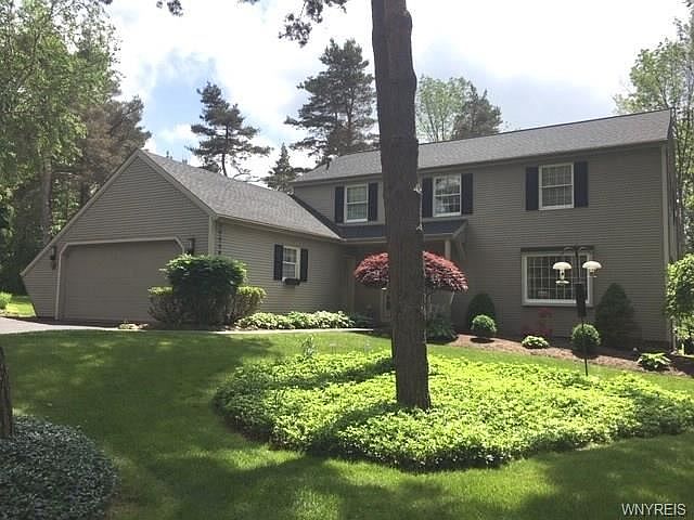 1st image of 39 Tanglewood Dr W