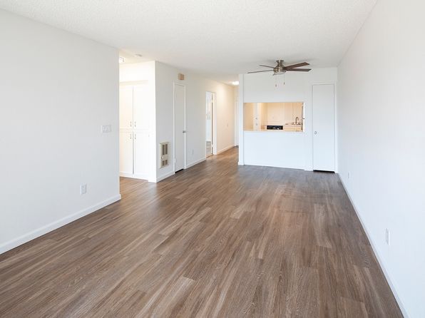 13850 Mango Dr APT 14