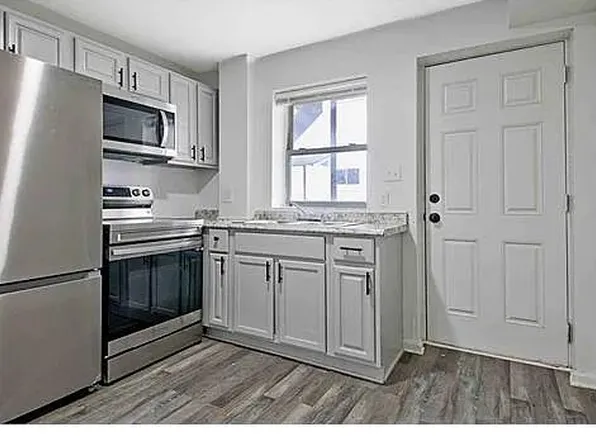 882 Fox St NW, Atlanta, GA 30318