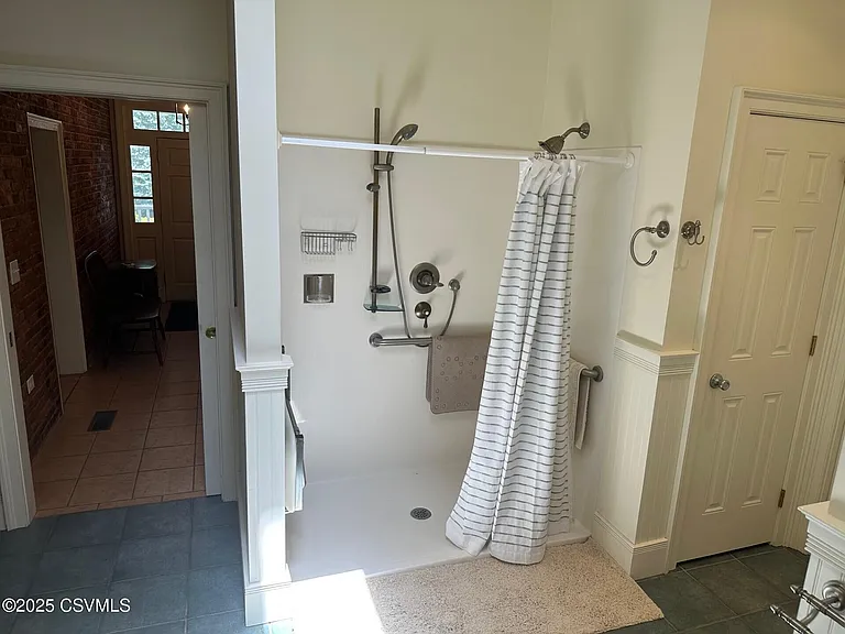 2584 Old Turnpike Rd #TOWNHOUSE — Photo 11