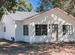 303 N Dale Ave, Dale, TX 76401