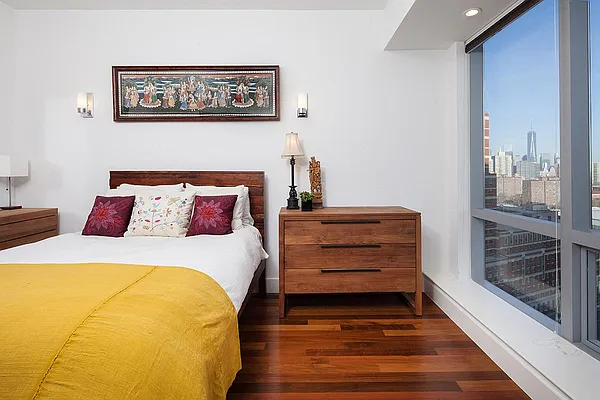 Sold by Corcoran | media 4