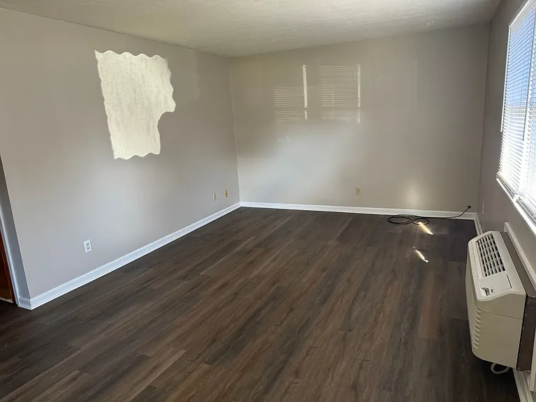 4292 Walnut Rd — Photo 2