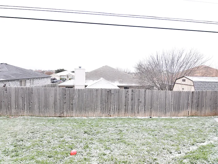 4814 Water Oak Dr — Photo 23