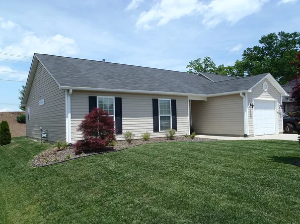 336 Black River Rd, Fletcher, NC 28732