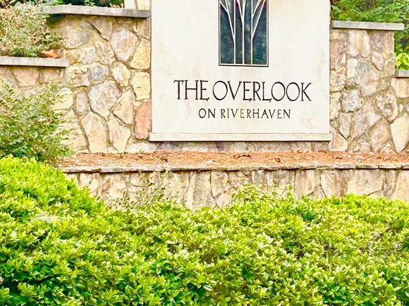 925 Riverhaven Pl #925, Birmingham, AL 35244