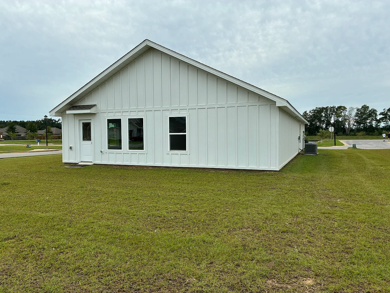 4 bed, 2000 sqft, $2,200 — Photo 4