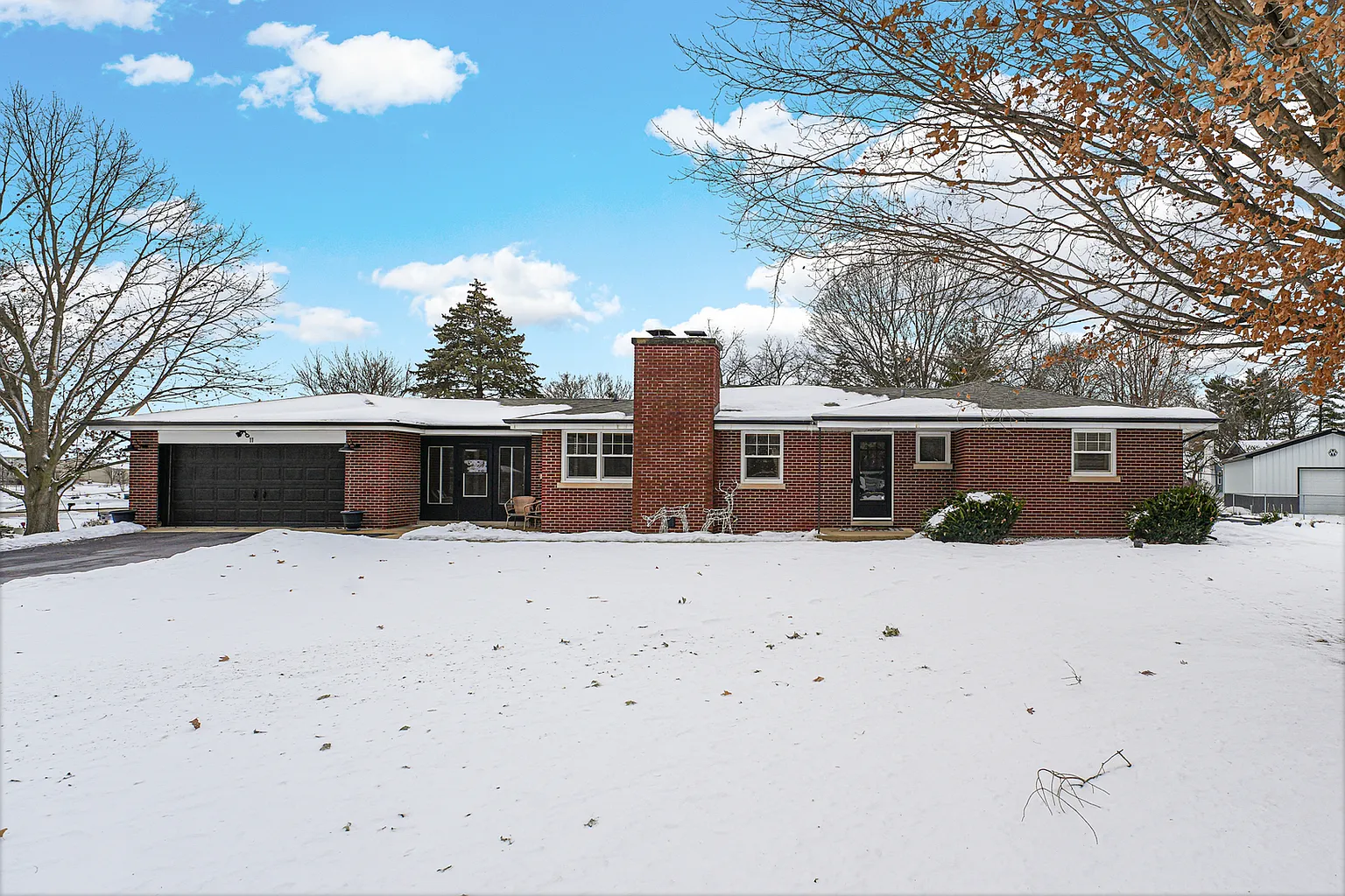 11 Lillian Ln, Yorkville IL - Owner Finance Home