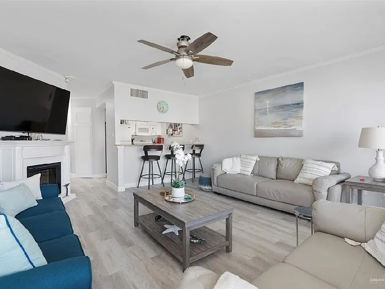 200 Padre Blvd #1208 — Photo 2