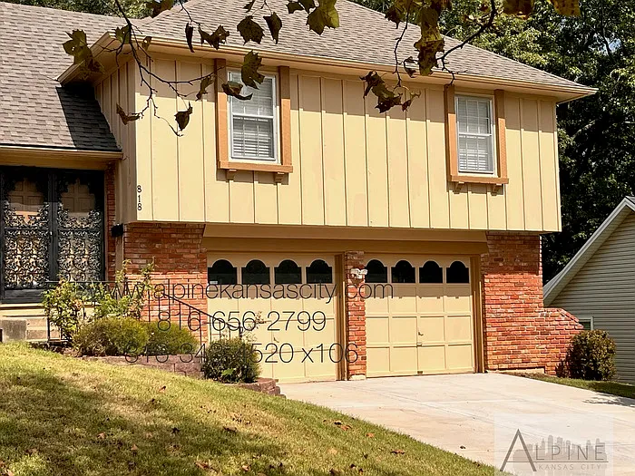 5 bed, 2.0 bath, 2030 sqft, $2,850 — Photo 2