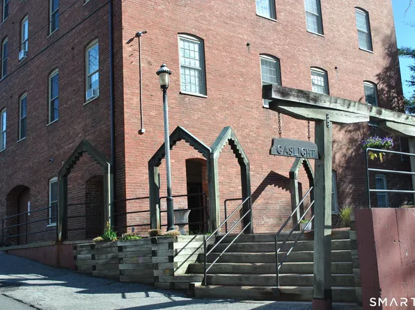 65 West Street #101, New Milford, CT 06776