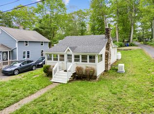 48 Lakeview Dr, Coventry, CT 06238