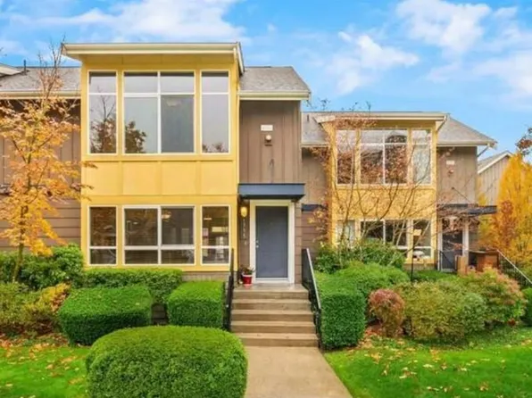 1755 25th Ave NE, Issaquah, WA 98029