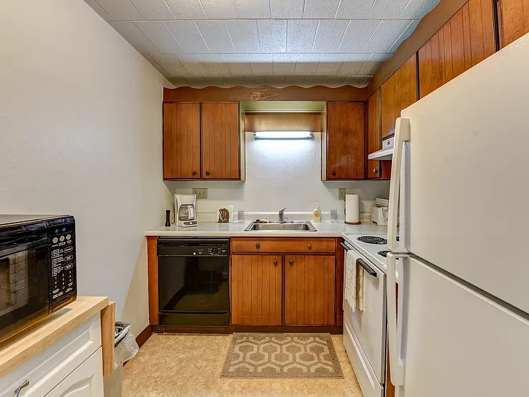 Byre Mor Court Apartments — Photo 15