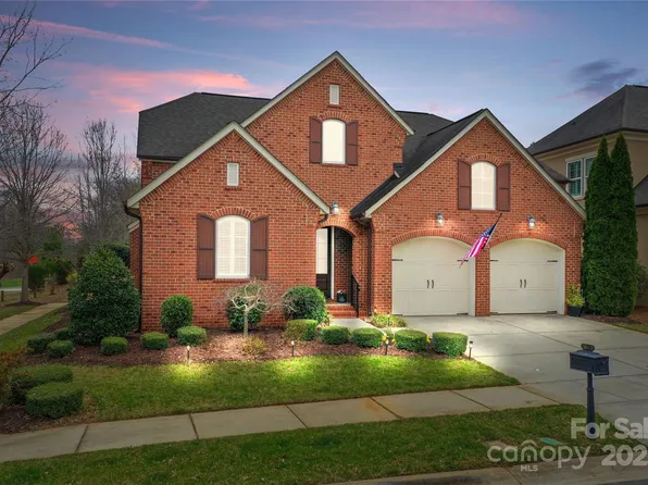 16620 Redding Park Ln, Cornelius, NC 28031