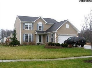 6903 Stag Horn Ln, Lorain, OH 44053