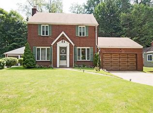 144 Cherry Valley Rd, Pittsburgh, PA 15221