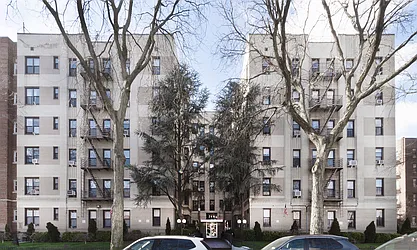 260 Ocean Parkway in Kensington