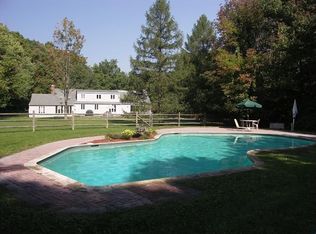 27 Saint Johns Rd, Ridgefield, CT 06877