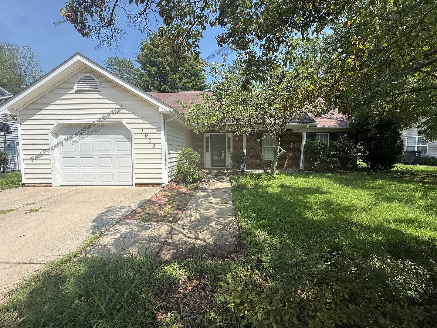 3 bed, 2.0 bath, 1456 sqft, $1,825 — Photo 1