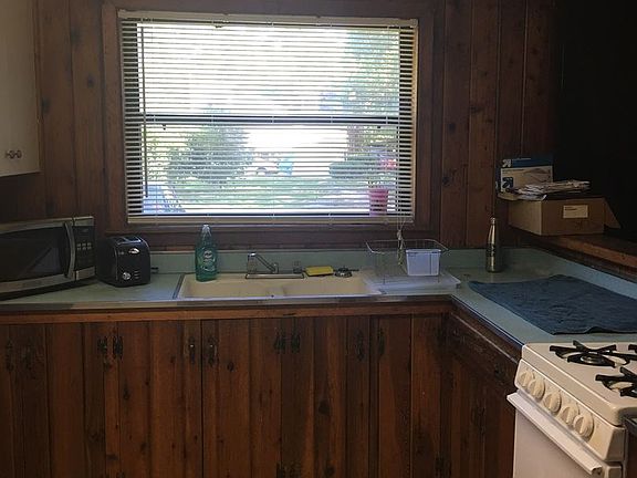 4th image of 933 Alachua Ave