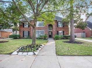 16019 Rainbow Lake Rd, Houston, TX 77095