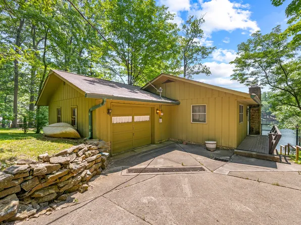 6876 Eagle Dr, Nineveh, IN 46164