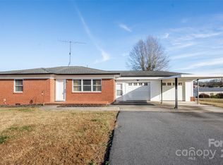 1690 Midway Rd, Stony Point, NC 28678