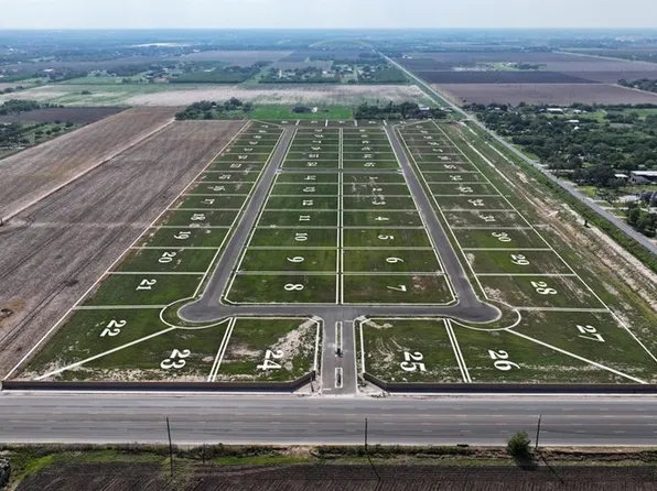 7054 Oakville St, Weslaco, TX 78596