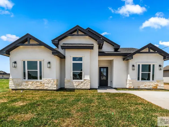 33659 Hugo St, Los Fresnos, TX 78566