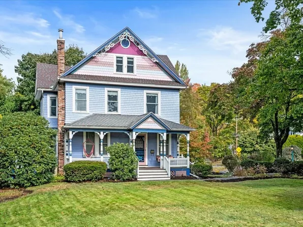 155 Northampton Rd, Amherst, MA 01002