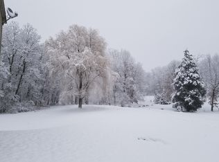 8183 Chambers Rd, Pinckney, MI 48169