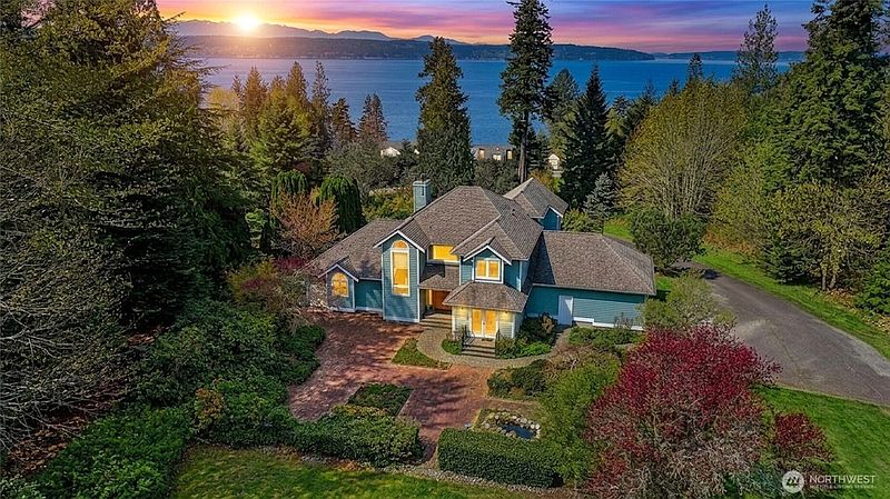 2nd image of 4193 S Camano Drive