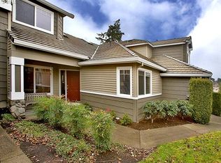 9709 NW Silver Ridge Loop, Portland, OR 97229