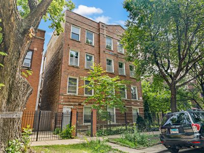 3039 N Troy St APT 2W, Chicago, IL, 60618