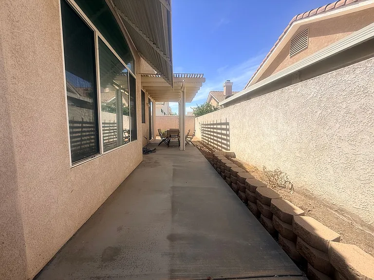 26805 China Dr — Photo 16