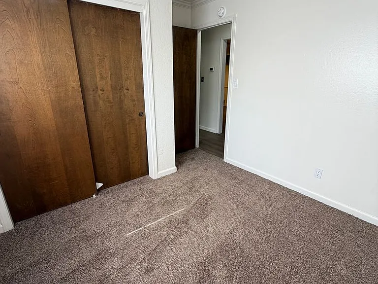 1839 E Vassar Dr — Photo 12