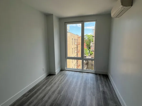 633 East 230th Street 5A image 3 of 7