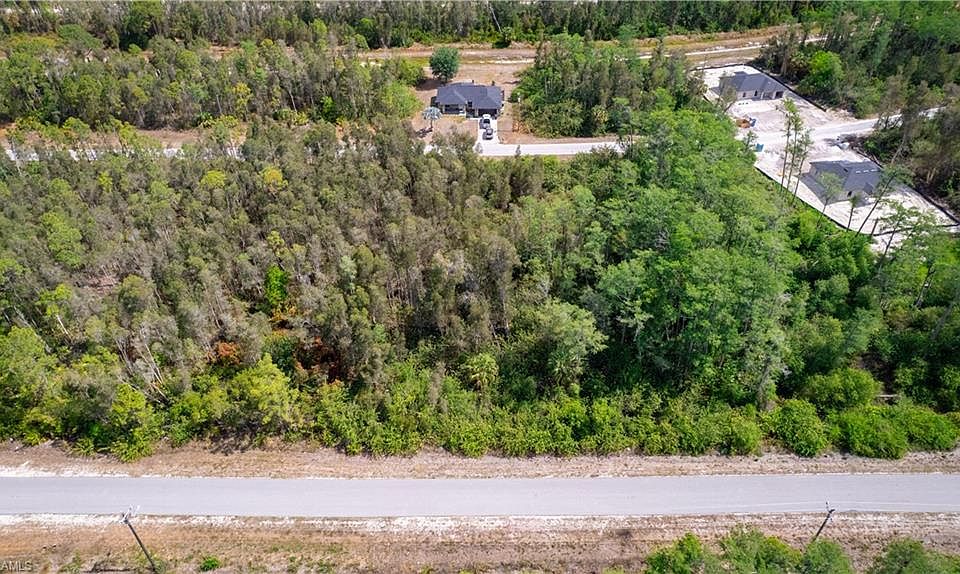2nd image of 2753 Meadow RD
