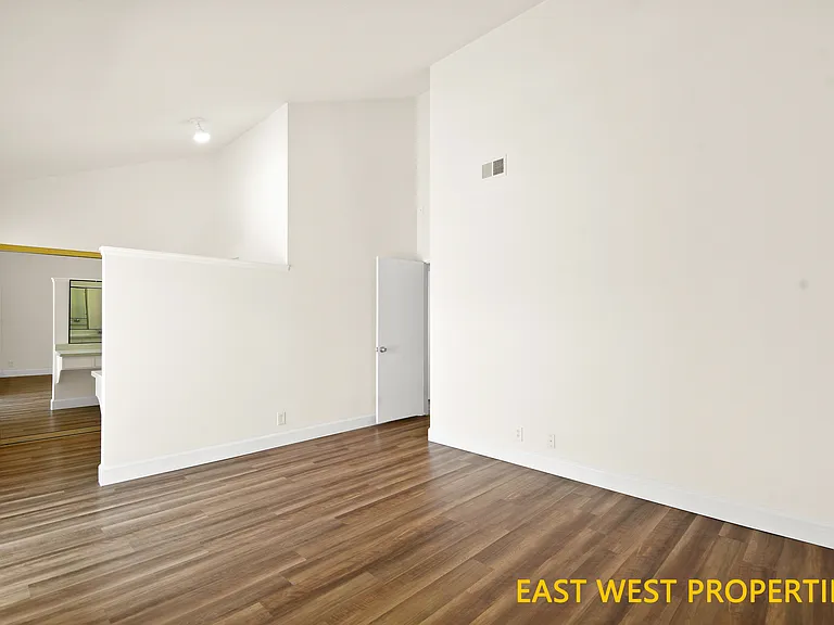 5012 Greencap Ave — Photo 15