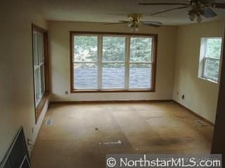 5th image of 1920 Clarence St