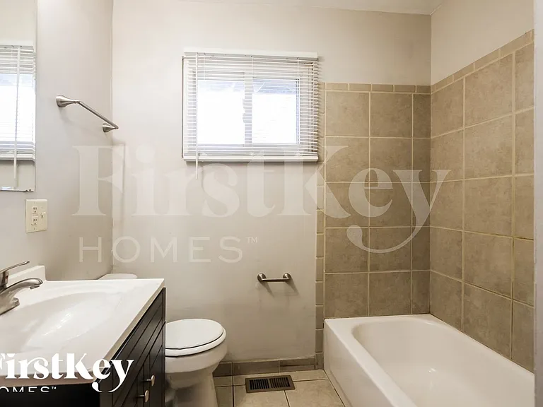 1317 N Hathaway Dr — Photo 14